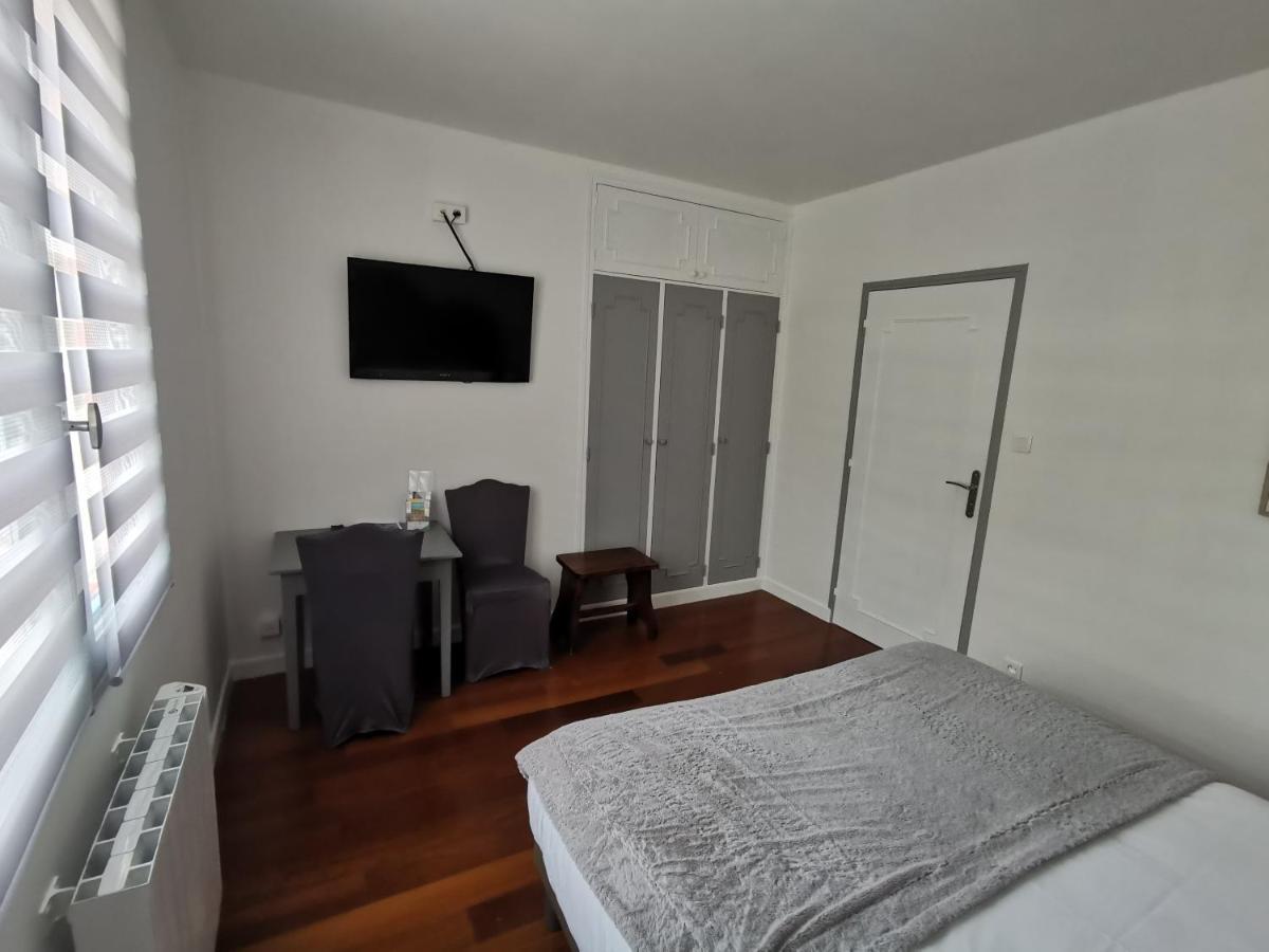 Le Senechal Bed & Breakfast Villefranche-de-Rouergue Exterior photo